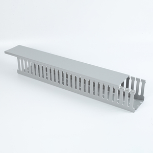 Goulotte de câblage en PVC blanc avec compartiments fermés / Canalisation de câblage - Product Image 3
