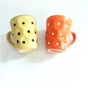 Taza de agua pequeña para café y té, juego de tazas de cerámica de Color personalizado con lunares, tazas de café de cerámica de nuevo diseño
