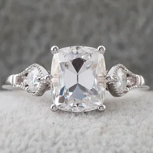18K vàng trắng phong cách cổ điển nhẫn với đệm cắt moissanite ba đá đồ trang sức mỹ DEF màu moissanite Vòng - Product Image 2