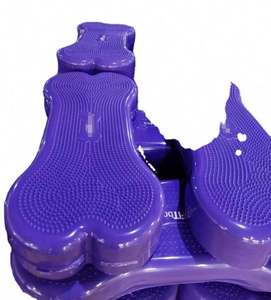 Disque d'équilibre et équipement d'agility pour chien avec pompe manuelle - PVC écologique étanche IP67 - Product Image 2