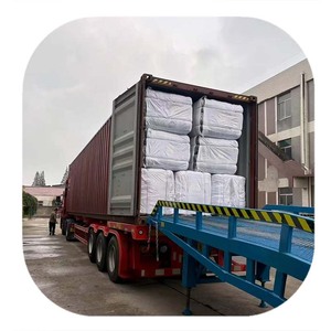 <span class=keywords><strong>Ouate</strong></span> en fibre de polyester <span class=keywords><strong>siliconée</strong></span> creuse de qualité supérieure 1.33dtex – Achetez de la fibre de polyester en Chine - Product Image 6
