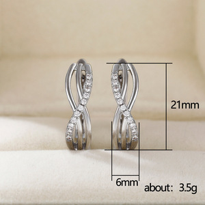 Orecchini a Cerchio Intrecciati Geometrici Minimalisti, Gioielli Eleganti e alla Moda per Donne, Uso Quotidiano, Stile Moderno - Product Image 5