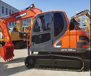 Venta caliente DOOSAN DX75 Excavadora de orugas Yanmar Motor Mini Máquina de excavación agrícola con bomba de motor Caja de cambios Engranaje PLC - Product Image 6
