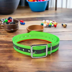 <span class=keywords><strong>Collar</strong></span> de Perro de Lujo de <span class=keywords><strong>TPU</strong></span> Duradero e Impermeable de 30 mm con Diseño de Dibujos Animados, Compatibilidad con GPS, Patrón Sólido, Hebilla y Remache para Entrenamiento y Caza al Aire Libre - Product Image 2