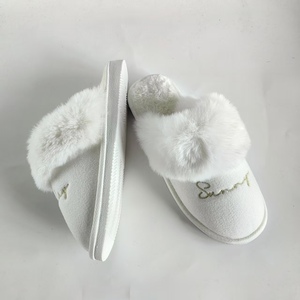 Wholesale Women's Durable Plush for <strong>Slippers</strong> Soft Indoor Anti-Slippery Winter Bedroom for <strong>Slippers</strong> with TPR Outsole Lightweight - Product Image 3