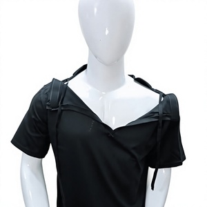 เสื้อยืดแขนสั้นผ้าฝ้ายแท้ 100% สำหรับฟื้นฟูหลังผ่าตัดไหล่ แบบลำลอง มีแถบตีนตุ๊กแกที่ทั้งสองไหล่ พร้อมโลโก้ด้านหน้า สำหรับผู้ชาย - Product Image 1