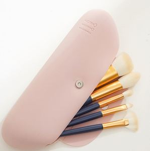 Fashion Eco-Friendly Modern <b>Silicone</b> Cosmetic Bag Makeup Brush Holder Travel-Friendly Waterproof Cosmetic Organizer Makeup <b>Tools</b> - Product Image 5