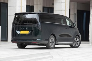 LEVC L380 straordinaria edizione un 825km-range EV per un'esplorazione senza limiti che offre una cabina Premium serena e spaziosa - Product Image 6