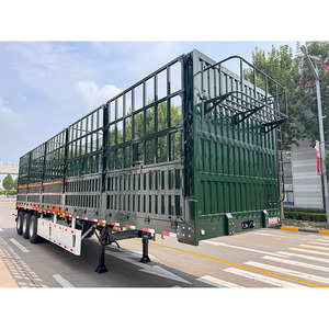 Semi-remorque à ridelles pour bétail personnalisée 50T 60T à 3 essieux, 12,5m 13m, avec clôture haute pour le transport de bovins - Product Image 3