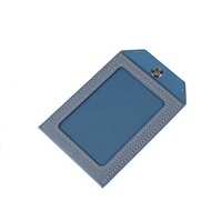 Étui personnalisé en cuir PU pour badge d'identification, carte de visite, étiquette nominative, étiquette d'usine, logo d'exposition, gaufrage imprimé, tendance