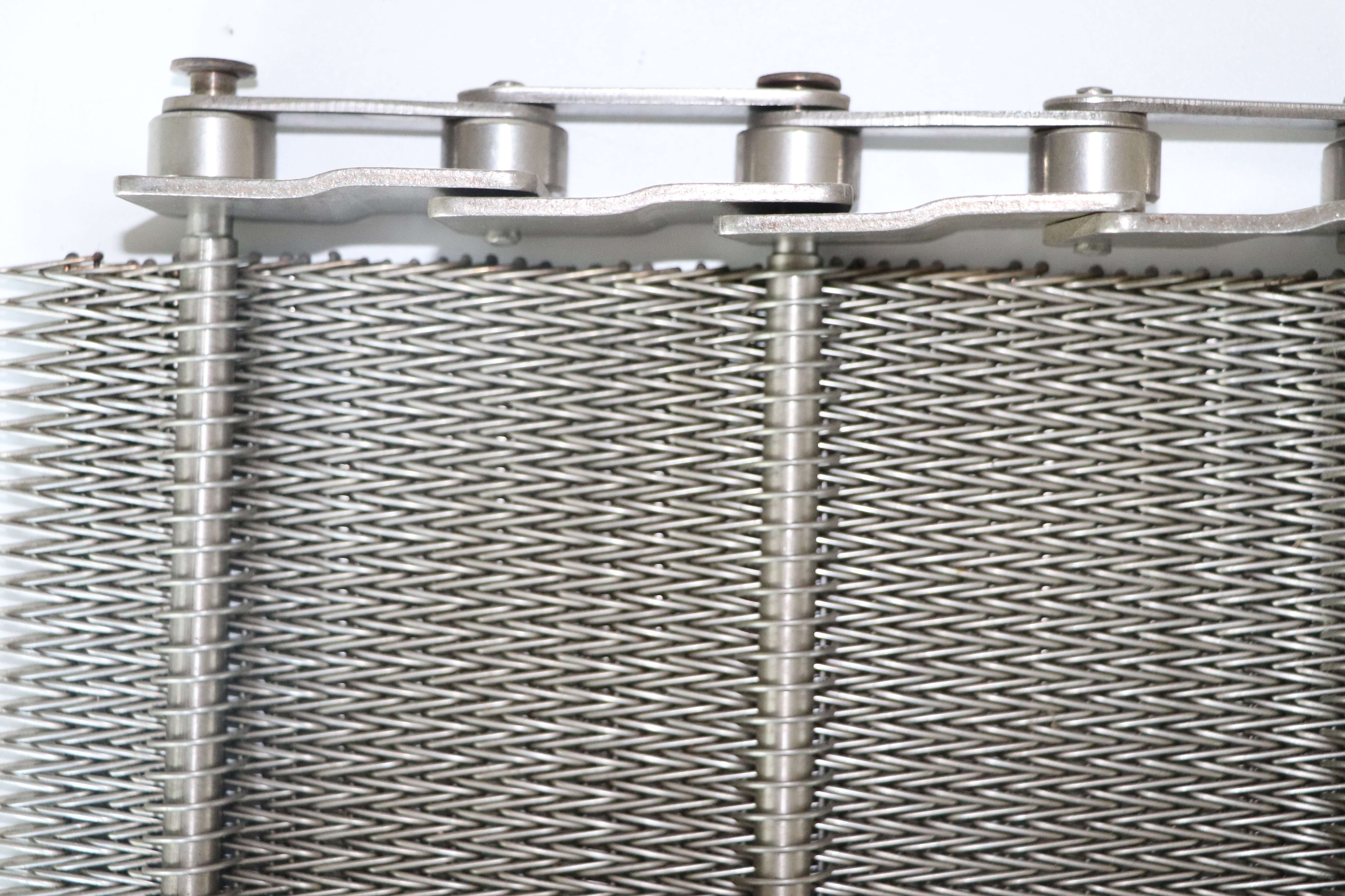Stainless Steel Herringbone Conveyor Belt Dutch Weave Wire Mesh