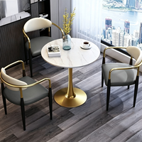 Ensemble table et chaises de conférence en dalles de pierre, style nordique, luxe abordable, petite table ronde pour salons de thé tendance et compactes