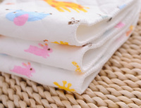 Couche pour bébé respirante à six couches en forme de cacahuète en forme de meson Lavable Absorbante Coton écologique Imprimé Couche pour nouveau-né