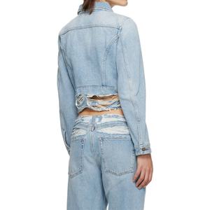 Chaqueta vaquera azul personalizada con dobladillo deshilachado y corte ajustado para mujer - Product Image 4