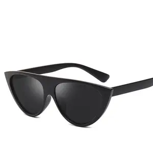 Gafas de sol unisex con logo personalizado, lentes de sol unisex, a la moda, de plástico, triangulares, Ojo de Gato, vintage