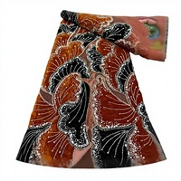 Tissu de dentelle en tulle brodé de sequins et de perles, avec grandes appliques florales en velours orange brûlé et noir, luxueux et écologique pour mariage