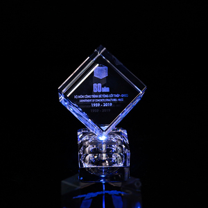 Custom Wholesale Souvenir Gifts Laser 3d Crystal Cube <strong>Paperweight</strong> square Shaped Crystal <strong>Paperweight</strong> - Product Image 4