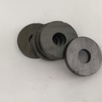 Catégorie de produit Y35 Bulk Supply Industrial Magnet Ferrite Toroïde Type permanent Matériaux magnétiques