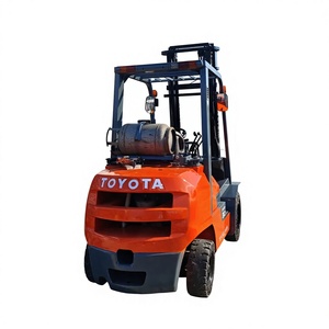 รถยกโตโยต้า FD30 มือสอง สภาพดี ใช้แก๊ส LPG ขนาด 3 ตัน รุ่น 3T นำเข้าจากญี่ปุ่น - Product Image 1