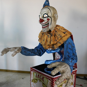 Clown <span class=keywords><strong>mal</strong></span>éfique animatronique <span class=keywords><strong>Jack</strong></span> in the Box pour Halloween avec mouvements, sons et yeux LED – Décoration pour maison hantée - Product Image 4