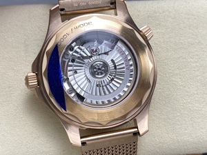 นาฬิกากันน้ำคุณภาพเยี่ยม ขนาด 42 มม. VS Factory 300M Diver สีโรสโกลด์ VSF ตัวเรือนเหล็กกล้า กลไก 8806 หน้าปัดดำดำน้ำ ขนาด 13.7 มม. - Product Image 6