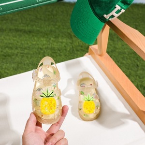 Sandales en gelée pour enfants, antidérapantes, à bout fermé, à semelle souple, style princesse, motif cerf et cerise, pour bébés - Product Image 3