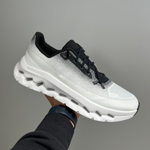 Chaussures de sport décontractées unisexe 2026 de haute qualité, légères, en maille respirante, à lacets, antidérapantes, pour l'extérieur – Direct Usine - Product Image 4
