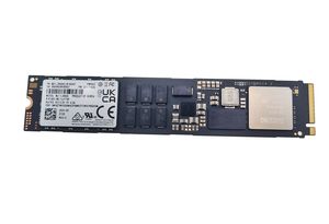 Tout neuf MZ1L2960HCJR-00A07 PM9A3 PCIe 4.0 X4 NVMe M.2 2280 960 Go SSD pour serveur - Product Image 5