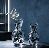 Vase en verre artistique K9 de luxe épaissi, motif tourbillon d'encre blanche et noire moderne, soufflé à la main, solide, pour décoration de table
