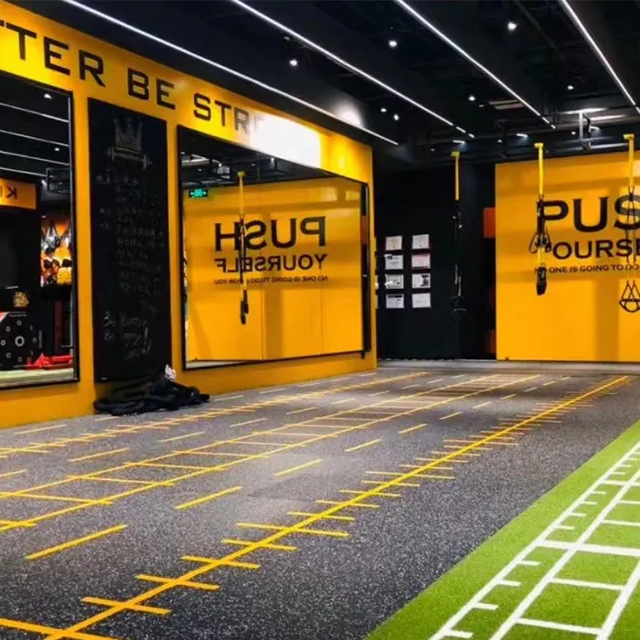 Alfombrillas de goma para gimnasio, suelo de goma de PVC personalizado para gimnasio, función de rollos, zonas de entrenamiento de agilidad, baldosas de goma