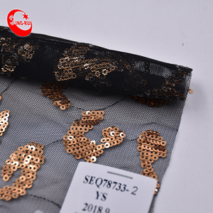 Giá Tốt Tulle Sparkly Đảng Thêu Sequined Lưới Vải Dệt Kim Ren <span class=keywords><strong>Net</strong></span> Tulle Bling Cá Quy Mô Vải Cho Ăn Mặc Bán - Product Image 6