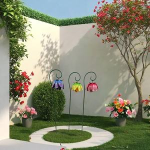 Juego de 3 piezas de soporte de <span class=keywords><strong>maceta</strong></span> de Metal de color hierro No se necesita electricidad Campana a prueba de viento Poste de jardín para patio interior y exterior - Product Image 1