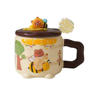 Cute High-Value <strong>Bee</strong> Bear Ceramic <strong>Mug</strong> with Lid for Home Office Couple Creative Gift - Product Image 5