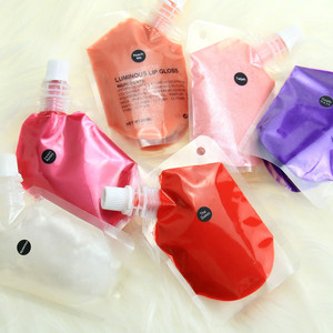 ลิปกลอสเนื้อแมทแบบวีแกนลิปกลอสแบบวีแกน - Product Image 2