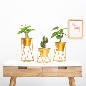 Support moderne <span class=keywords><strong>en</strong></span> <span class=keywords><strong>fer</strong></span> forgé pour Pot de fleurs, étagère <span class=keywords><strong>en</strong></span> métal forgé, support de planteur, doré, pour le salon, 1 pièce - Product Image 5