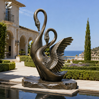 Grande sculpture de chevaux en bronze, statue de trois chevaux au galop, décoration d'art public personnalisée pour jardin, parc, place publique, fabricant