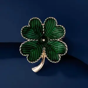 Hijau empat daun semanggi kerah Pin Shamrock Pin Handcast Pewter Lapel Pin harga grosir empat daun semanggi bros