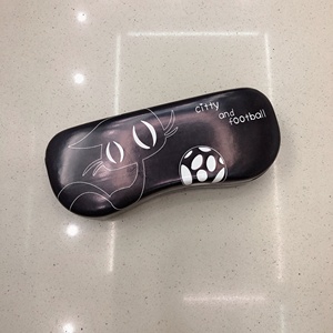 Nhà Cung Cấp Chuyên Nghiệp Citty Mèo Và Bóng Đá Phim Hoạt Hình In Chất Lượng Cao Bán Buôn Trẻ Em Kính Mắt Kính Cứng Trường Hợp - Product Image 3