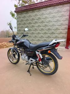 <span class=keywords><strong>Le</strong></span> modè<span class=keywords><strong>le</strong></span> Suzuki 125cc a toujours un fort volume de ventes et convient à la conduite quotidienne. Il peut également être exporté. - Product Image 3