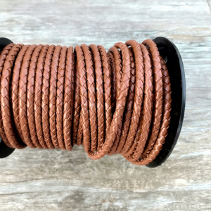 Cordon en cuir tressé rond plaqué argent 925 de 5 mm couleur marron pour la fabrication de bijoux, fournitures artisanales, lot cohérent et fini - Product Image 1