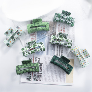 2024 Día de San Patricio accesorios para el cabello mujeres niñas trébol verde impreso plástico forma rectangular pinza de pelo grande para cabello grueso - Product Image 4