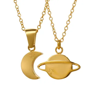 Lua e Saturno Amizade Colares Para Mulheres Aço Inoxidável Pingente De Metal Folclore Colar Trendy Chain Jewelry