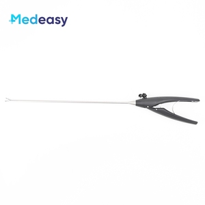 Instrumentos Cirúrgicos Medeasy, Porta Agulhas Manual Reutilizável com Trava Automática, Cabo de Plástico para Laparoscopia, Cirurgia Laparoscópica CE - Product Image 1