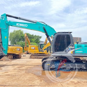 รถขุดตีนตะขาบ <span class=keywords><strong>Kobelco</strong></span> <span class=keywords><strong>SK200</strong></span>-<span class=keywords><strong>8</strong></span>/<span class=keywords><strong>SK200</strong></span>-10 มือสอง ขนาด 20 ตัน พร้อมเครื่องยนต์ฮีโน่ สายเบรกเกอร์ หัวเจาะ มอเตอร์ และปั๊ม พร้อมส่ง - Product Image 2