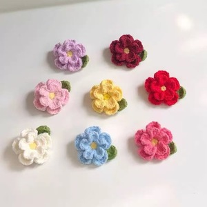 ToysKing Broche de Camelia de Lana Tejido a Mano, Relleno de Algodón PP, Accesorio de Joyería DIY Unisex para Ropa, Cabello y Peluches - Product Image 2