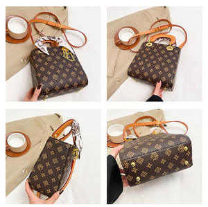 Neue Luxus berühmte Marke Designer PU One-Shoulder Einkaufstasche für Frauen Trend ing Damen handtaschen Messenger Bags - Product Image 4