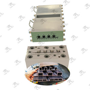 Tavole di rivestimento per pareti calip PVC PVC stampo per estrusione - Product Image 2