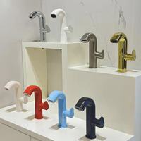 Robinet de lavabo moderne et contemporain à cascade intelligente, robinet à débit contrôlé, robinet de salle de bain, mélangeur d'eau chaude et froide