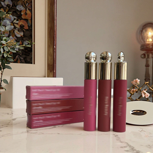 ลิปกลอสเนื้อแมทกำมะหยี่นุ่มลื่นลิปสติก3มล. มาใหม่พร้อมครีมส่วนผสมจากแร่สำหรับแต่งริมฝีปาก - Product Image 5