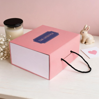 Boîte cadeau élégante pliable en carton rigide mat avec poignée découpée pour cosmétiques, soins de la peau, parfums, emballage de faveurs de mariage et de fête